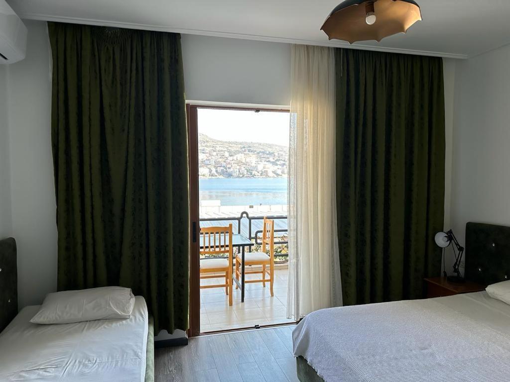 Fjora Rooms Sarande Ngoại thất bức ảnh